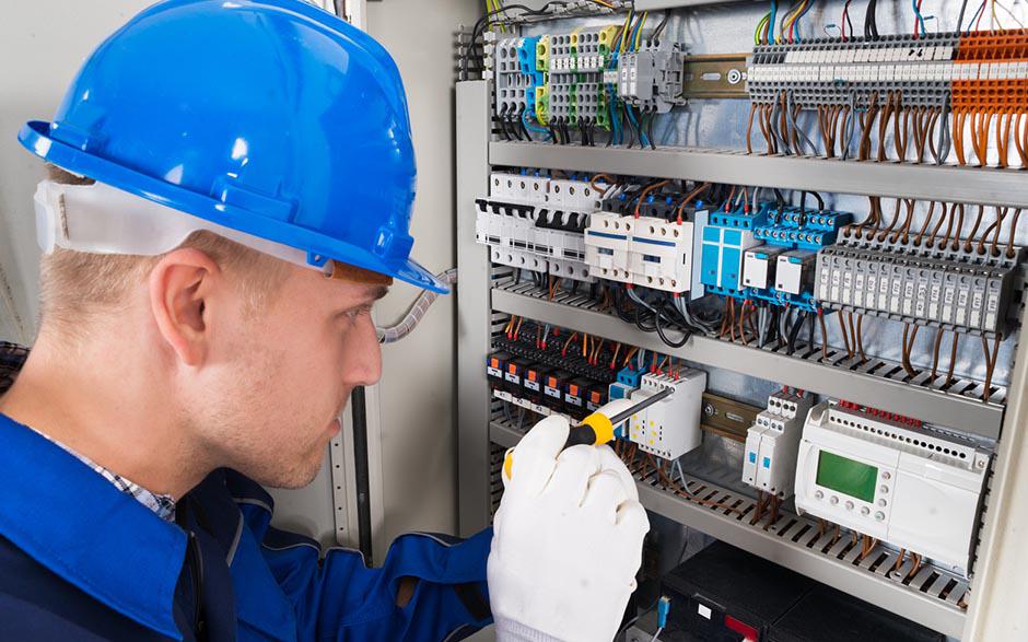 électricien urgence Paris 4