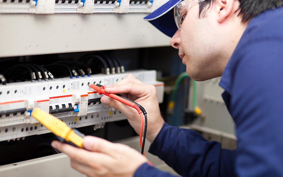  électricien urgence Paris 4